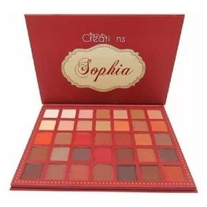 🤩ALL MATTE👈🏻Princess Sophia Eyeshadow Palette 🌸✨by Beauty Creations